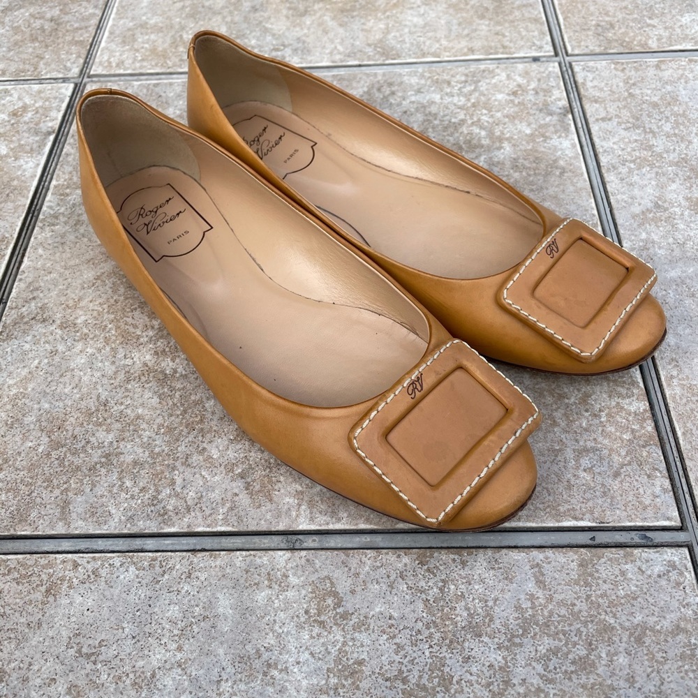 Roger Vivier Paris shoes - Picture 9 of 12